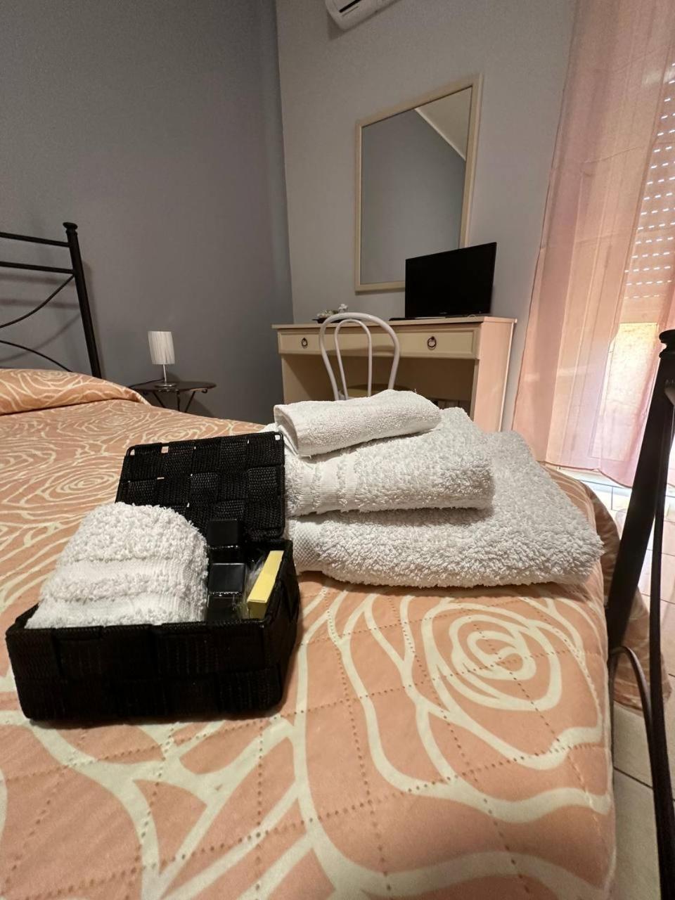 B&B Emmanuel Reggio di Calabria Eksteriør billede
